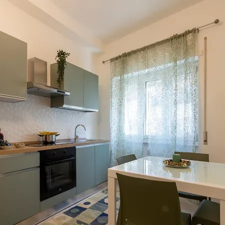 Vigna Clara Апартаменты Рим